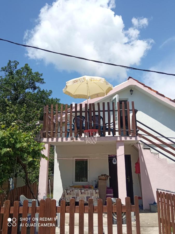 Apartments N&N Budva Luaran gambar